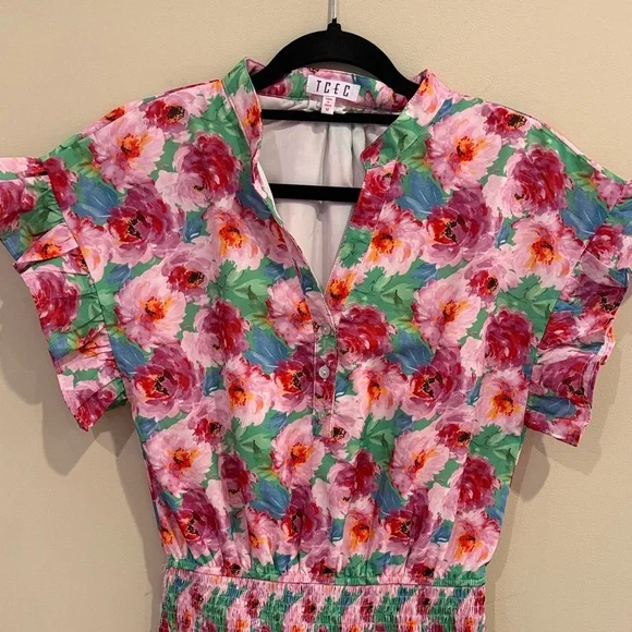 TCEC Floral Dress Medium – Smocked Waist & Ruffle Sleeves, Perfect for Spring - Picture 3 of 3